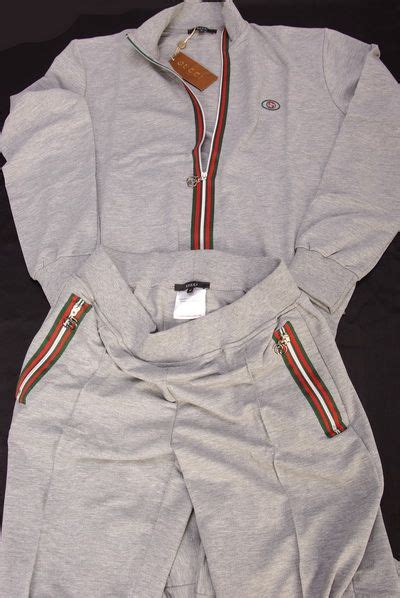 2 chains gucci sweatsuit|Gucci sweatpants for men.